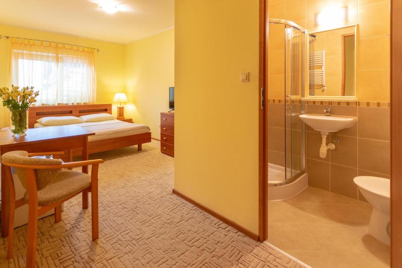 Pensjonat Marynarski - Apartamenty Darłówko Zewnętrze zdjęcie
