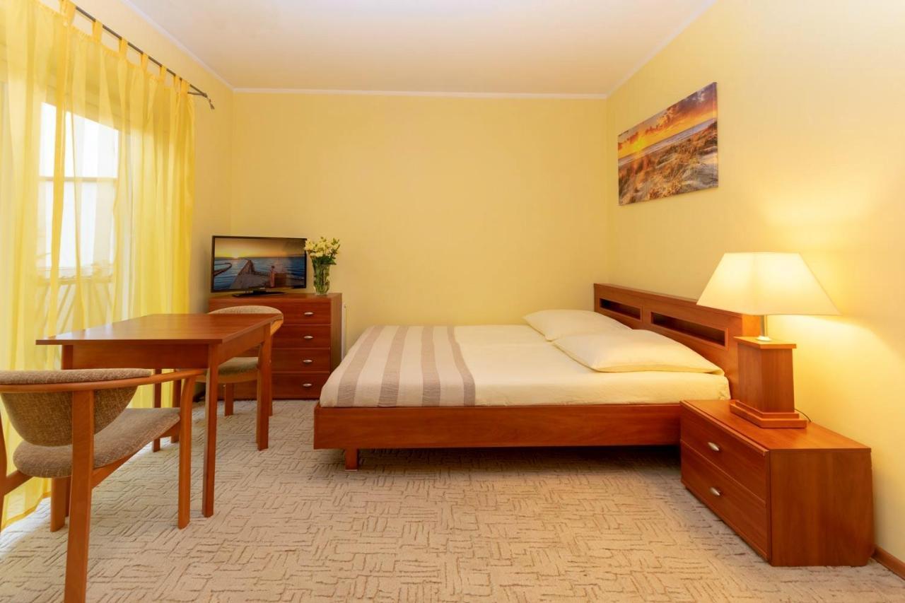 Pensjonat Marynarski - Apartamenty Darłówko Zewnętrze zdjęcie